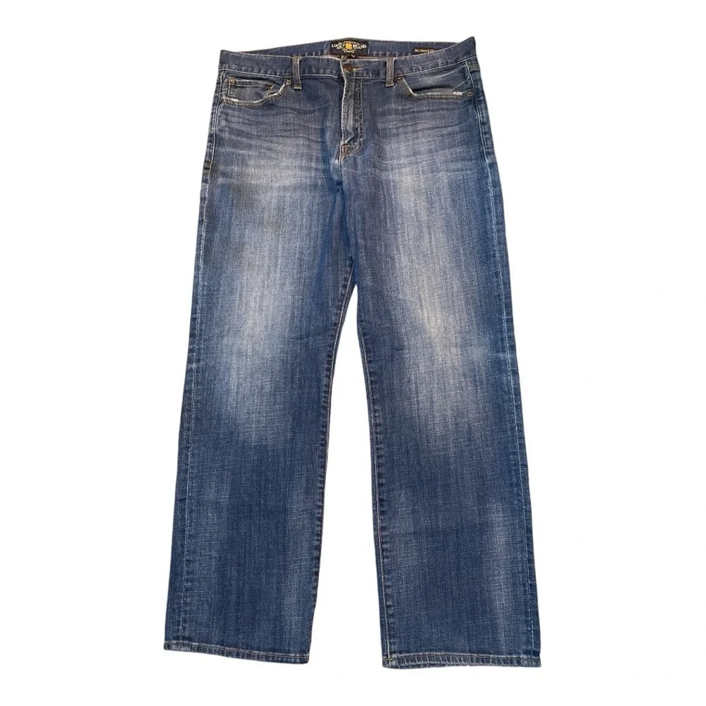 LUCKY BRAND 361 VINTAGE STRAIGHT Boho Chic Size 38/32 Medium Wash Blue Normcore